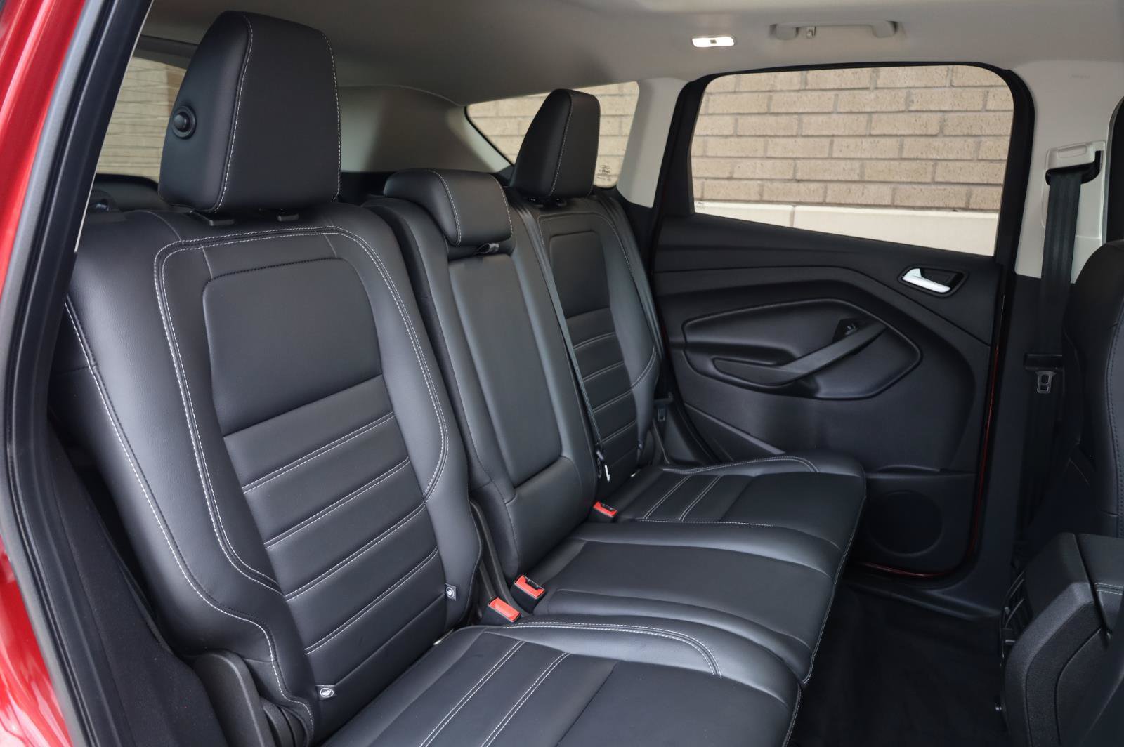 Used 2019 Ford Escape SEL AWD/4WD image 29