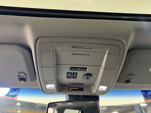 Used 2020 Chevrolet Tahoe Premier image 31