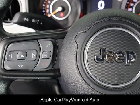 Used 2025 Jeep Wrangler Sport image 8