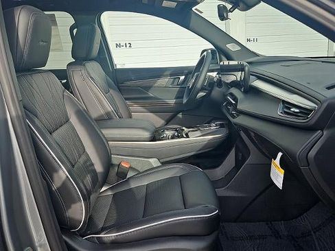 New 2026 Buick Enclave Avenir w/ Super Cruise Package image 15