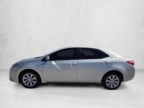 Used 2016 Toyota Corolla LE FWD image 9