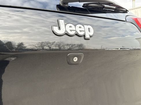 Used 2015 Jeep Cherokee Latitude image 40