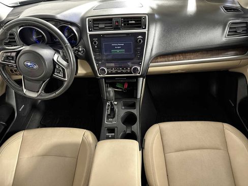 Used 2018 Subaru Outback 2.5i Limited image 19