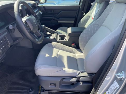 New 2026 Toyota Tacoma SR5 image 9