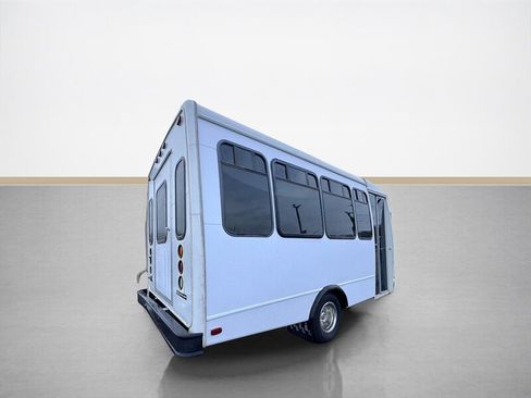 Used 2004 Chevrolet Express 3500 w/ RV Package.  Upfitter Option image 4