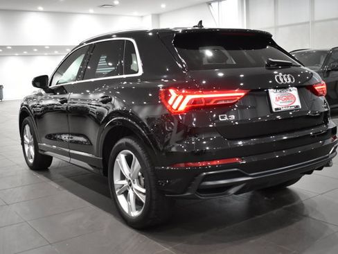 Used 2022 Audi Q3 2.0T Premium Plus w/ Premium Plus Package image 9