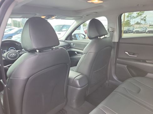 Used 2023 Hyundai Elantra Limited image 10