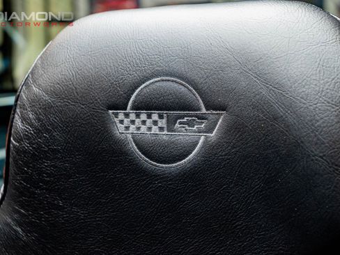 Used 1994 Chevrolet Corvette ZR1 image 95