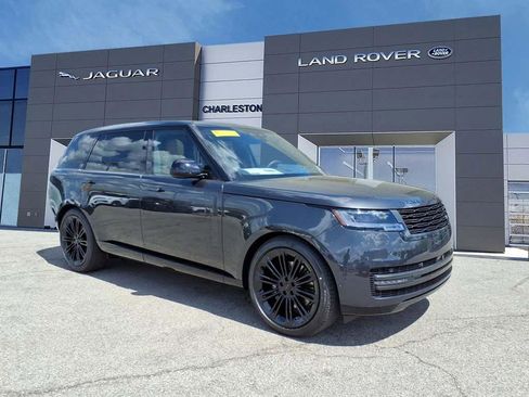 New 2026 Land Rover Range Rover Long Wheelbase SE AWD/4WD image 6