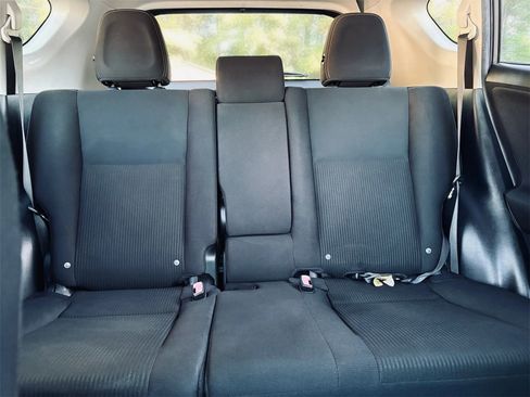 Used 2013 Toyota RAV4 XLE FWD image 8