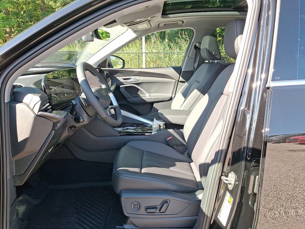 New 2026 Audi Q5 Premium AWD/4WD image 6