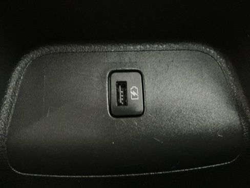 Used 2023 Nissan Sentra SV FWD image 31