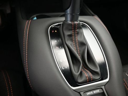 Used 2025 Honda HR-V Sport image 16