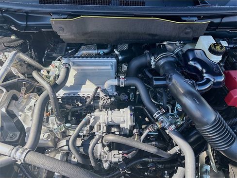 New 2026 Mitsubishi Outlander SE image 31