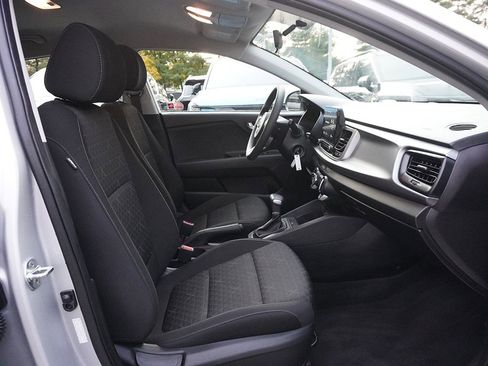 Used 2021 Kia Rio LX image 26