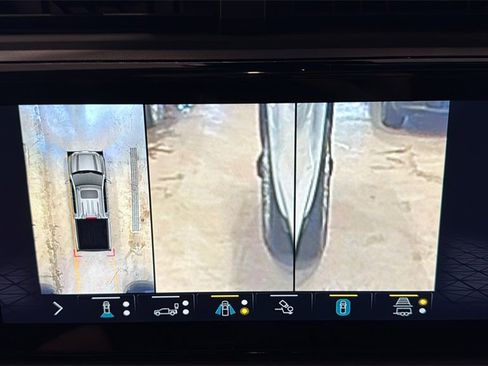 Used 2022 GMC Sierra 1500 Denali w/ Denali Reserve Package image 43