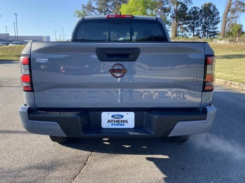 Used 2023 Nissan Frontier PRO-4X w/ Technology Package AWD/4WD image 4