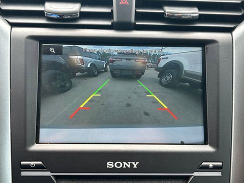 Used 2015 Ford Fusion Titanium image 22