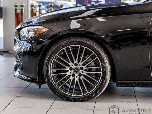 Used 2024 Mercedes-Benz C 300 4MATIC Sedan image 7