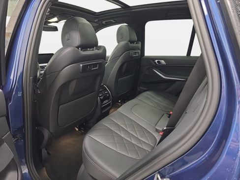 Used 2023 BMW X5 xDrive40i w/ Premium Package image 10