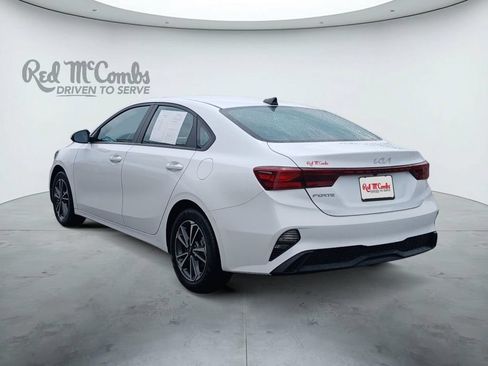 Used 2023 Kia Forte LXS FWD image 3