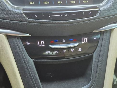 Used 2019 Cadillac XT5 Luxury FWD image 15