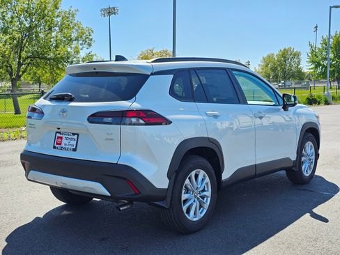 New 2026 Toyota Corolla Cross LE AWD/4WD image 5