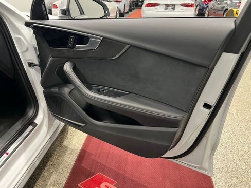 Used 2022 Audi S4 Premium Plus image 38