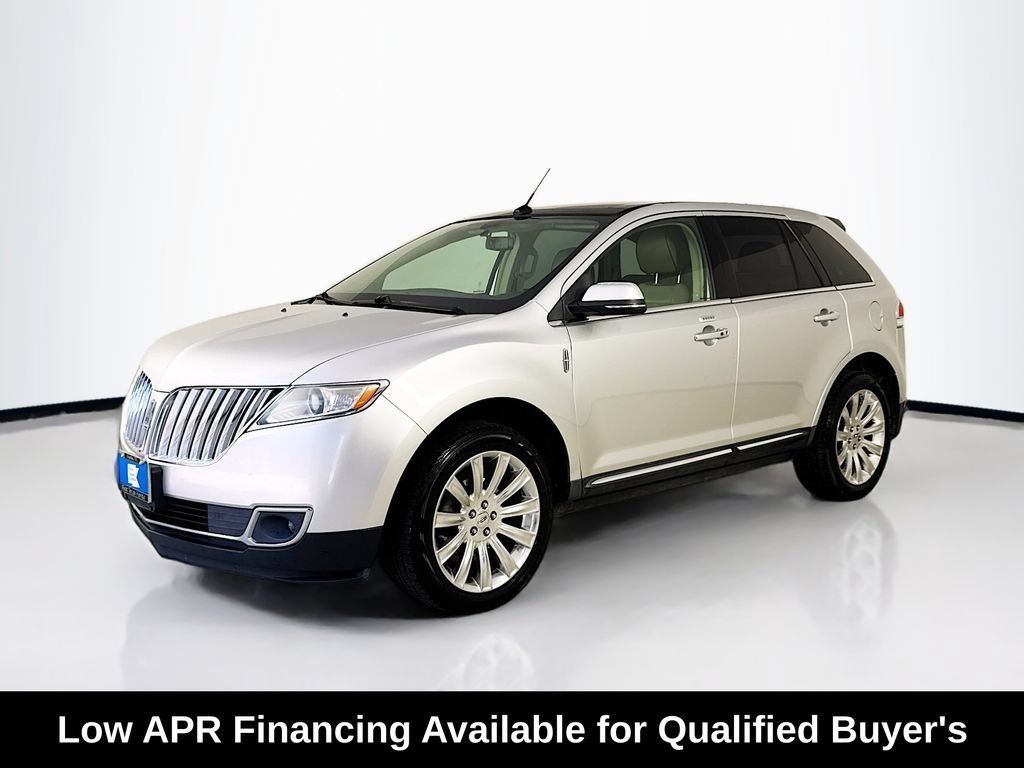 Used 2015 Lincoln MKX FWD w/ Equipment Group 102A image 3