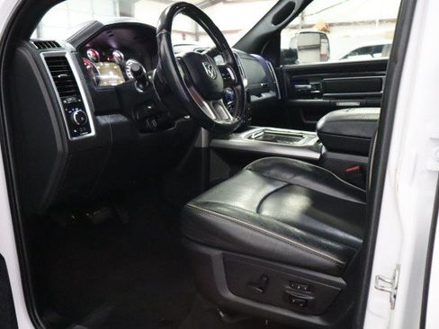 Used 2017 RAM 2500 Limited AWD/4WD image 32