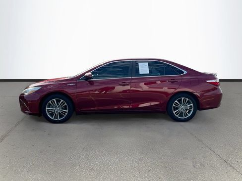 Used 2016 Toyota Camry SE FWD image 4