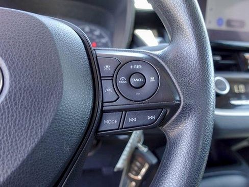 Used 2024 Toyota Corolla LE FWD image 15