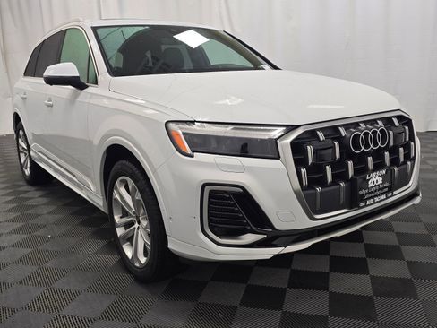 Used 2025 Audi Q7 3.0T Premium Plus AWD/4WD image 7