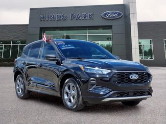 Used 2023 Ford Escape ST-Line w/ Tech Pack #1 AWD/4WD video 1