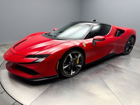 Used 2021 Ferrari SF90 Stradale AWD/4WD image 1