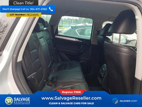 Used 2014 Volkswagen Touareg VR6 image 15