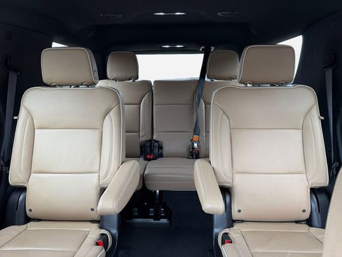 Used 2024 Chevrolet Tahoe Premier image 16