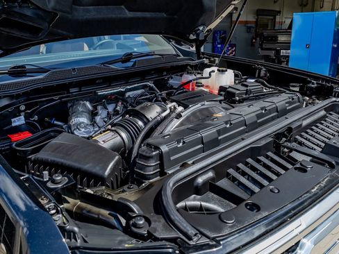 Used 2026 Chevrolet Silverado 2500 High Country w/ High Country Premium Package AWD/4WD image 42