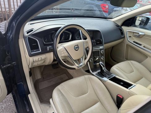 Used 2015 Volvo XC60 T5 Premier image 14