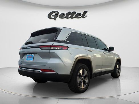 Used 2022 Jeep Grand Cherokee Limited 4xe AWD/4WD image 5