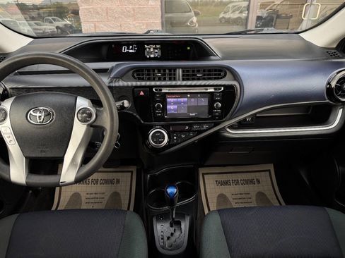 Used 2016 Toyota Prius C Two image 6