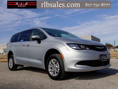 Used 2022 Chrysler Voyager LX