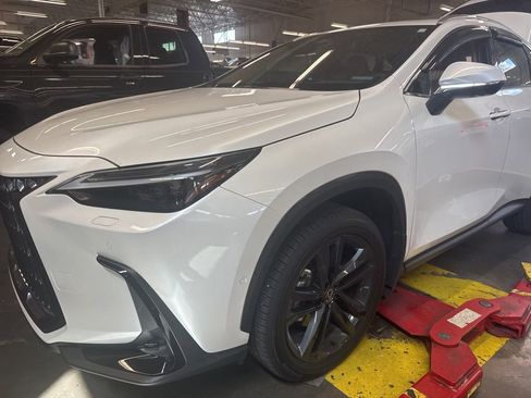 Used 2025 Lexus NX 450h+ AWD w/ Accessory Package (2T) image 3