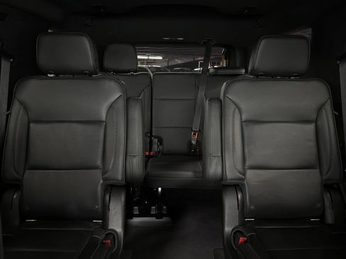 Used 2021 GMC Yukon Denali w/ Denali Premium Package AWD/4WD image 29
