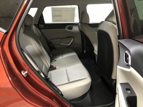 New 2025 Kia Soul LX w/ LX Technology Package image 10