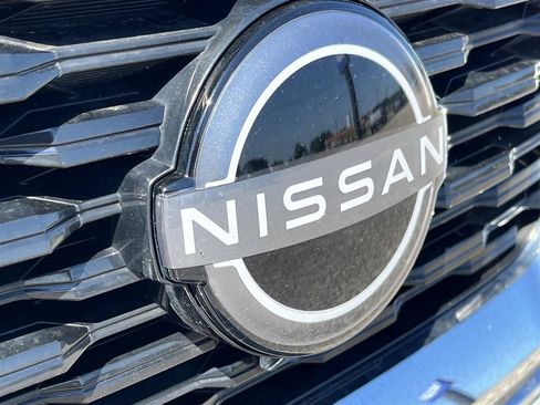 Used 2023 Nissan Rogue S FWD image 4