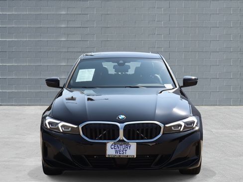 Used 2025 BMW 330i Sedan w/ M Sport Package image 3