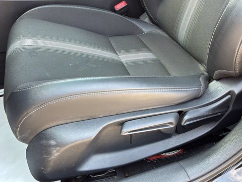 Used 2022 Honda Civic Sport image 24