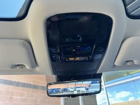 Used 2023 Lexus RZ 450e Premium image 25