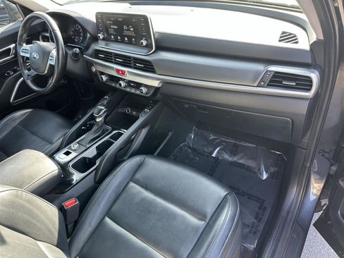 Used 2020 Kia Telluride S w/ S 8 Passenger Seating Package image 12